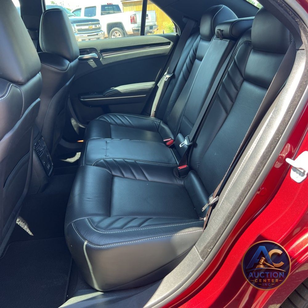 2023 Chrysler 300 C