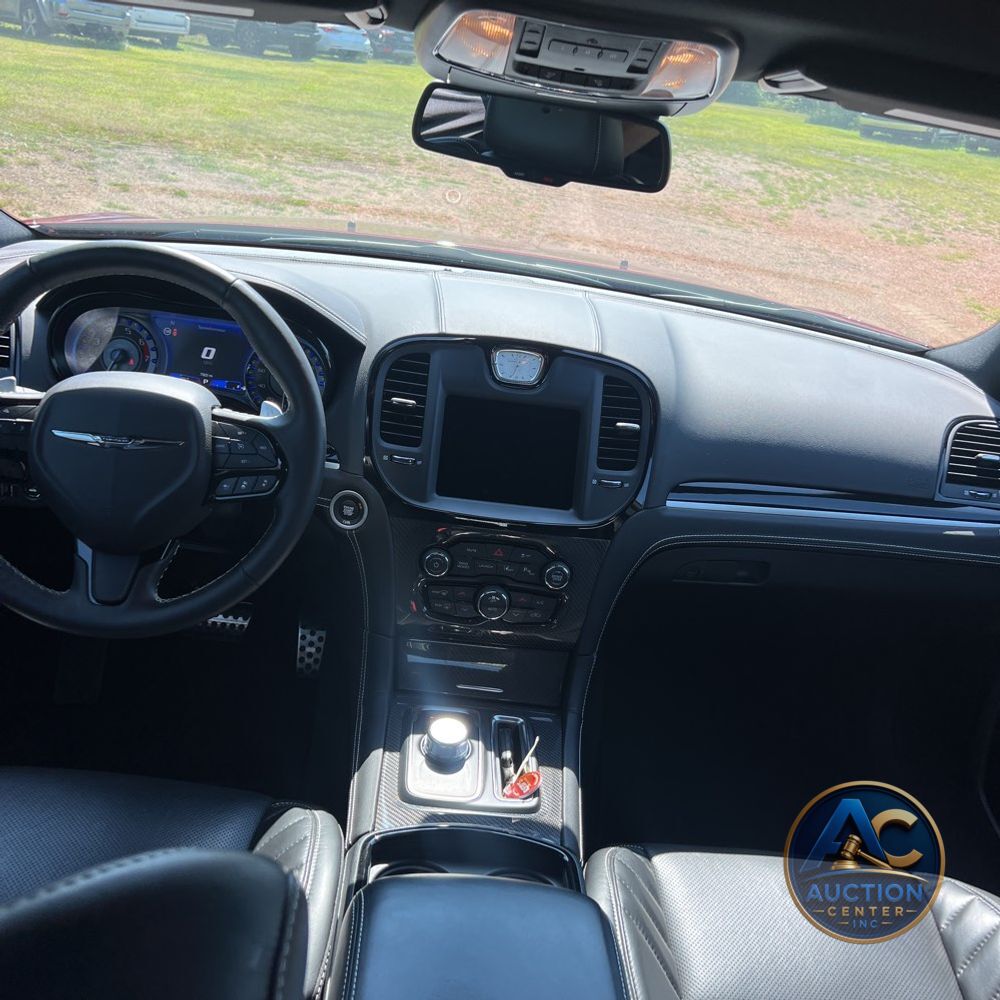 2023 Chrysler 300 C