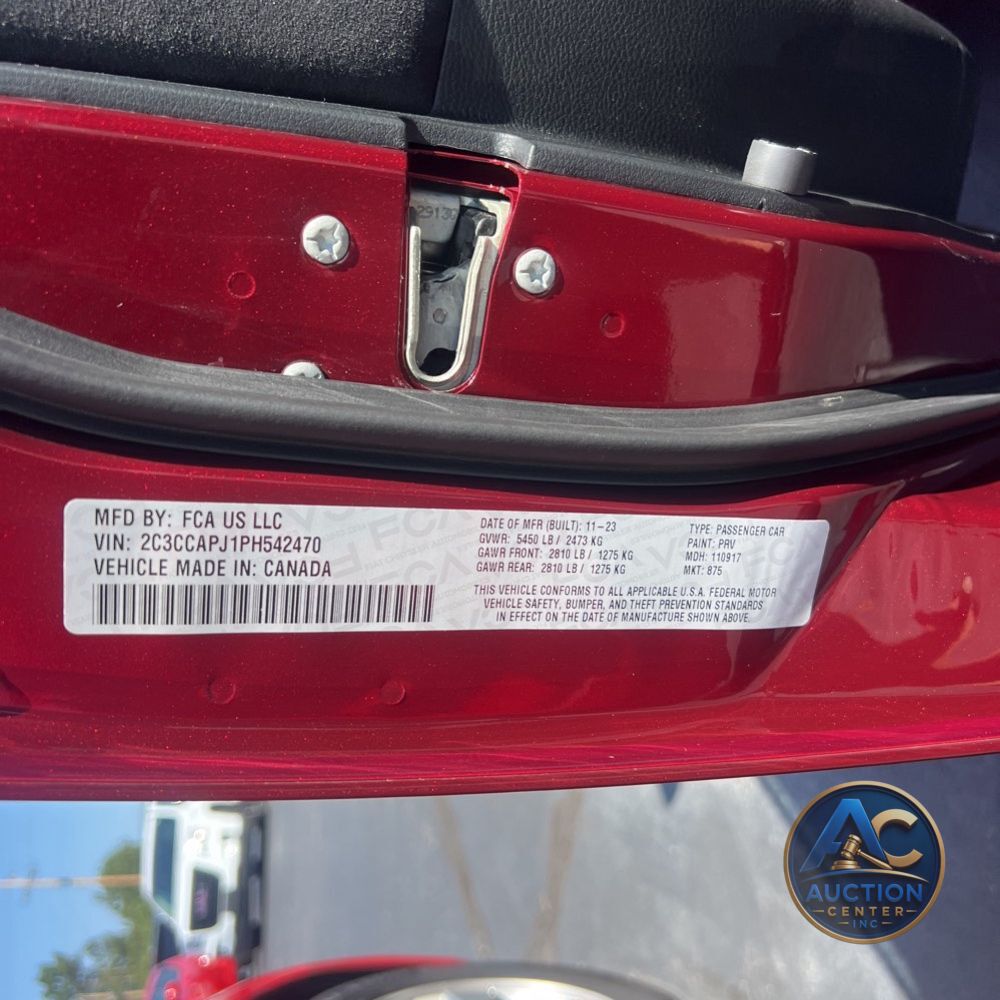 2023 Chrysler 300 C