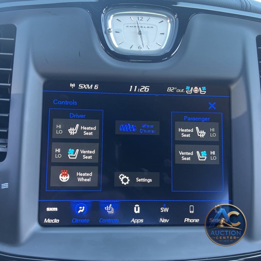 2023 Chrysler 300 C