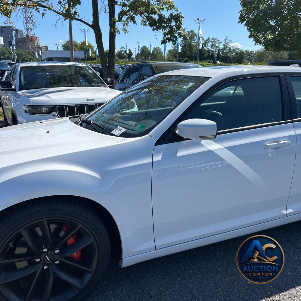 2023 Chrysler 300 C