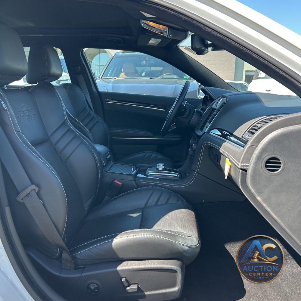 2023 Chrysler 300 C