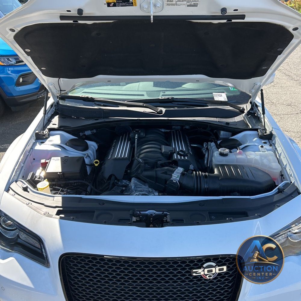 2023 Chrysler 300 C