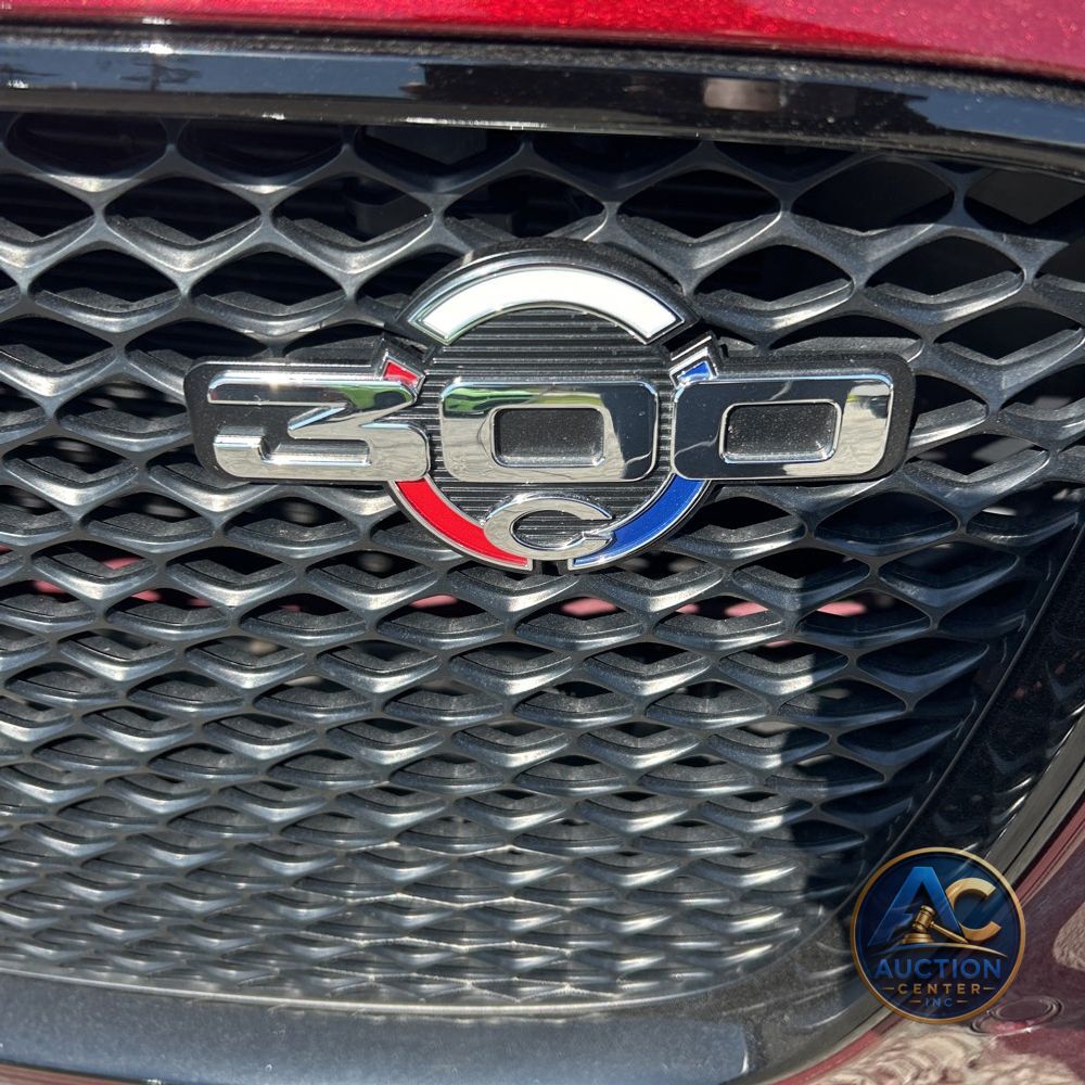 2023 Chrysler 300 C