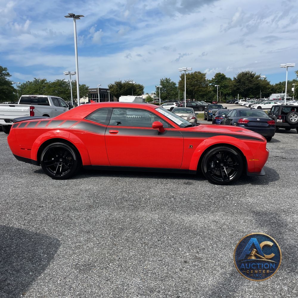 2023 Dodge Challenger R/T SCAT PACK