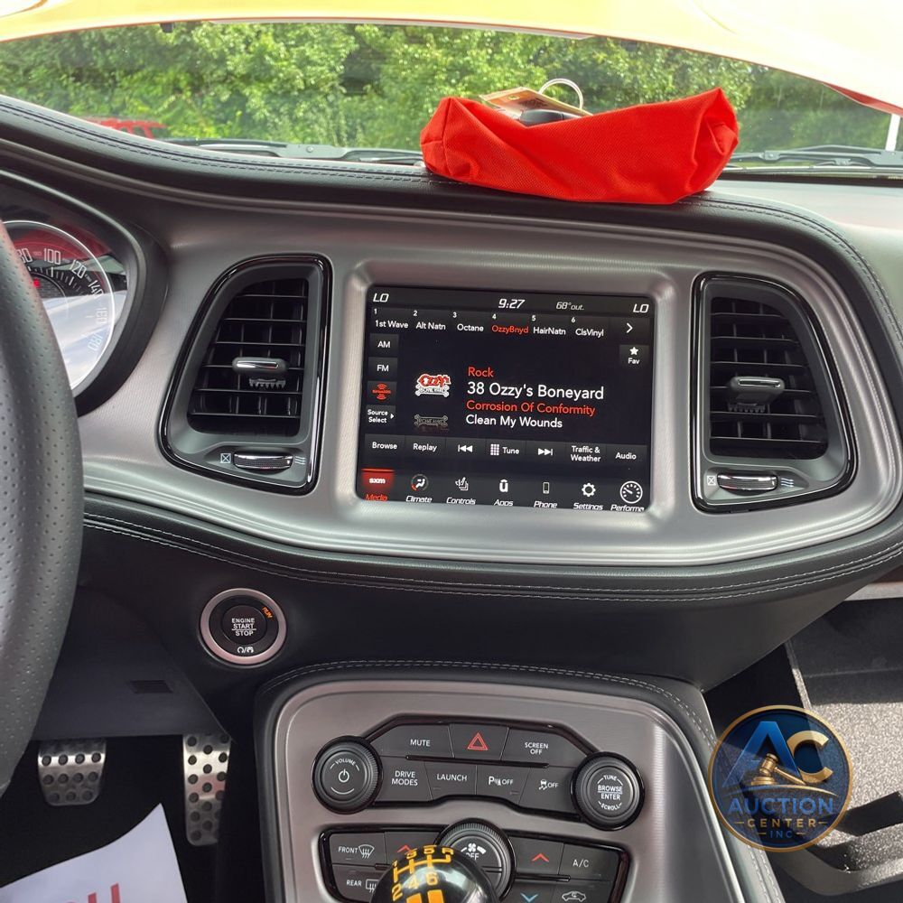 2023 Dodge Challenger R/T SCAT PACK