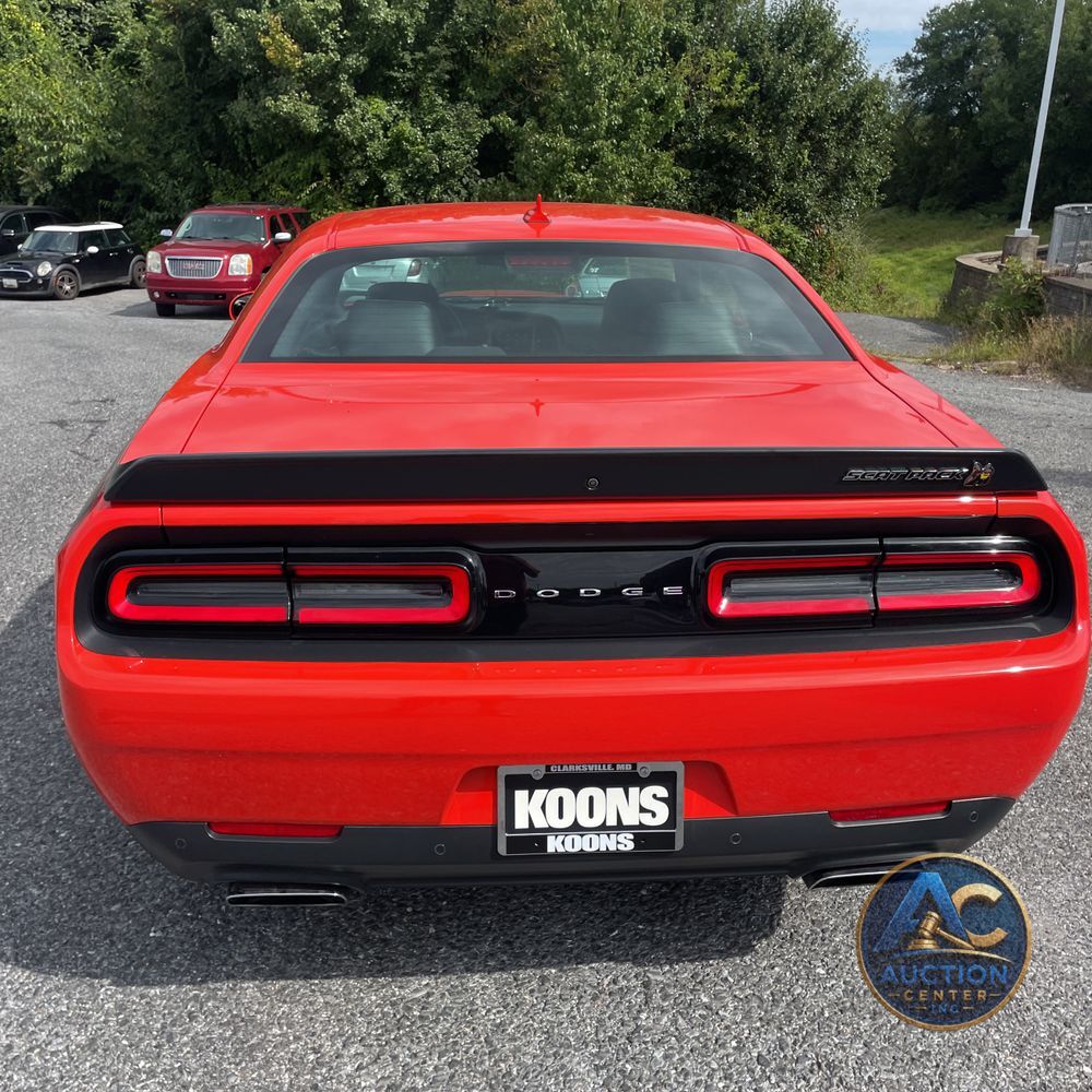 2023 Dodge Challenger R/T SCAT PACK