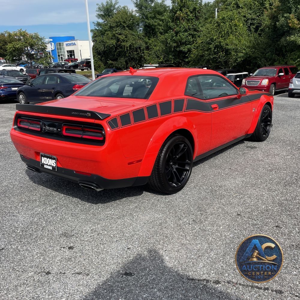 2023 Dodge Challenger R/T SCAT PACK