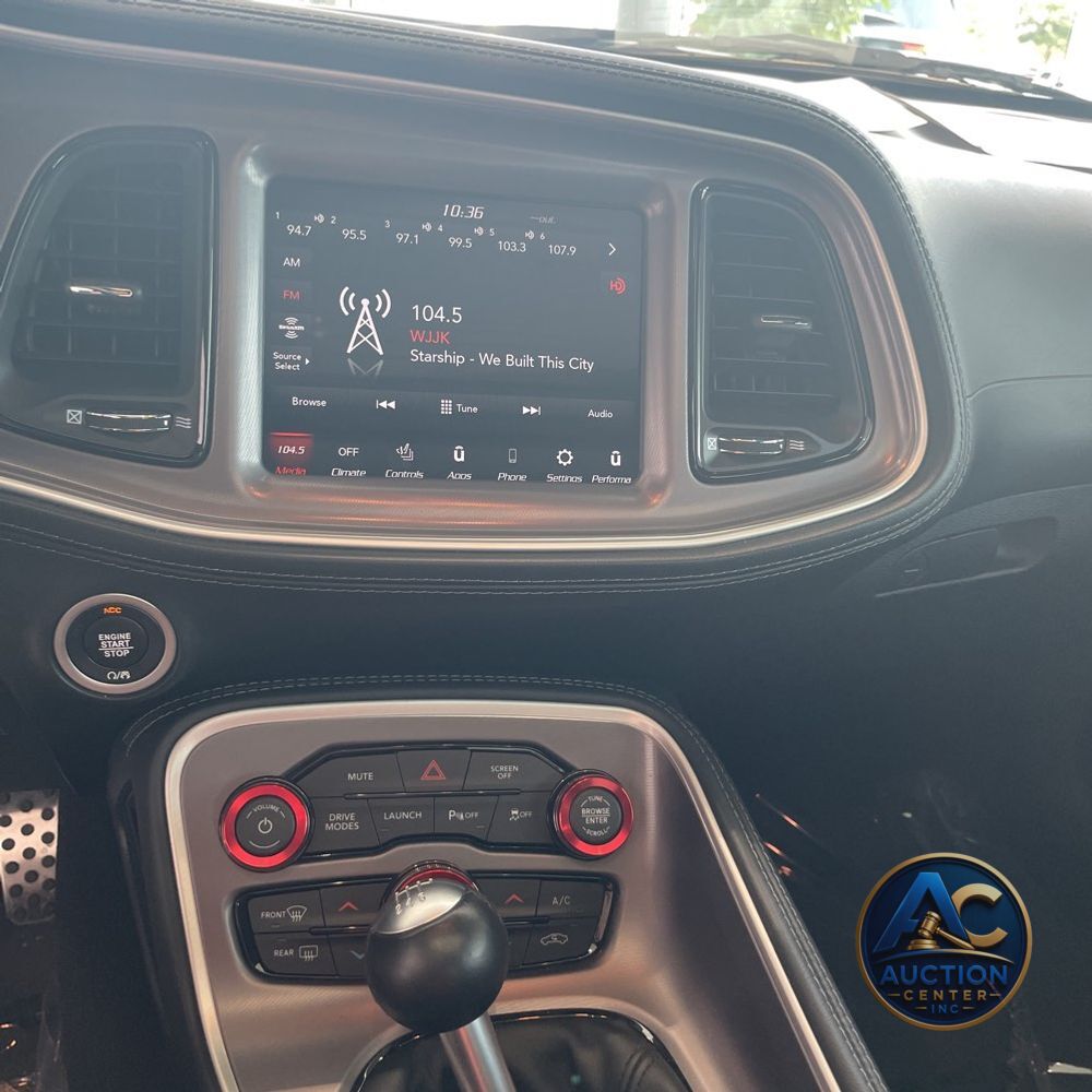 2022 Dodge Challenger R/T SCAT PACK