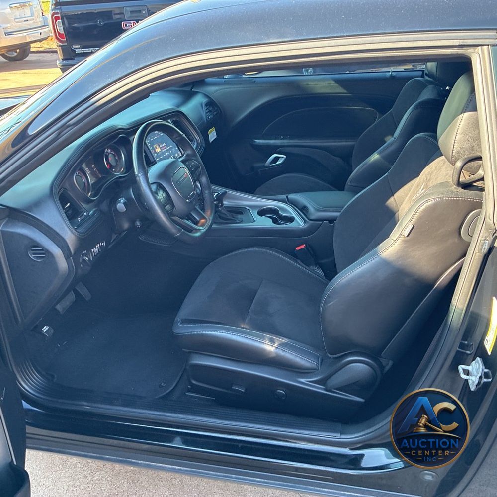 2023 Dodge Challenger R/T SCAT PACK