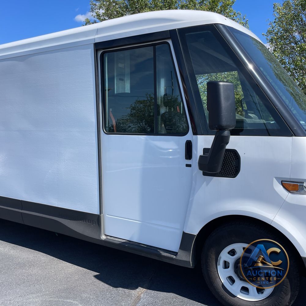 2025 Chevrolet BrightDrop EV Van 600 Std Roof