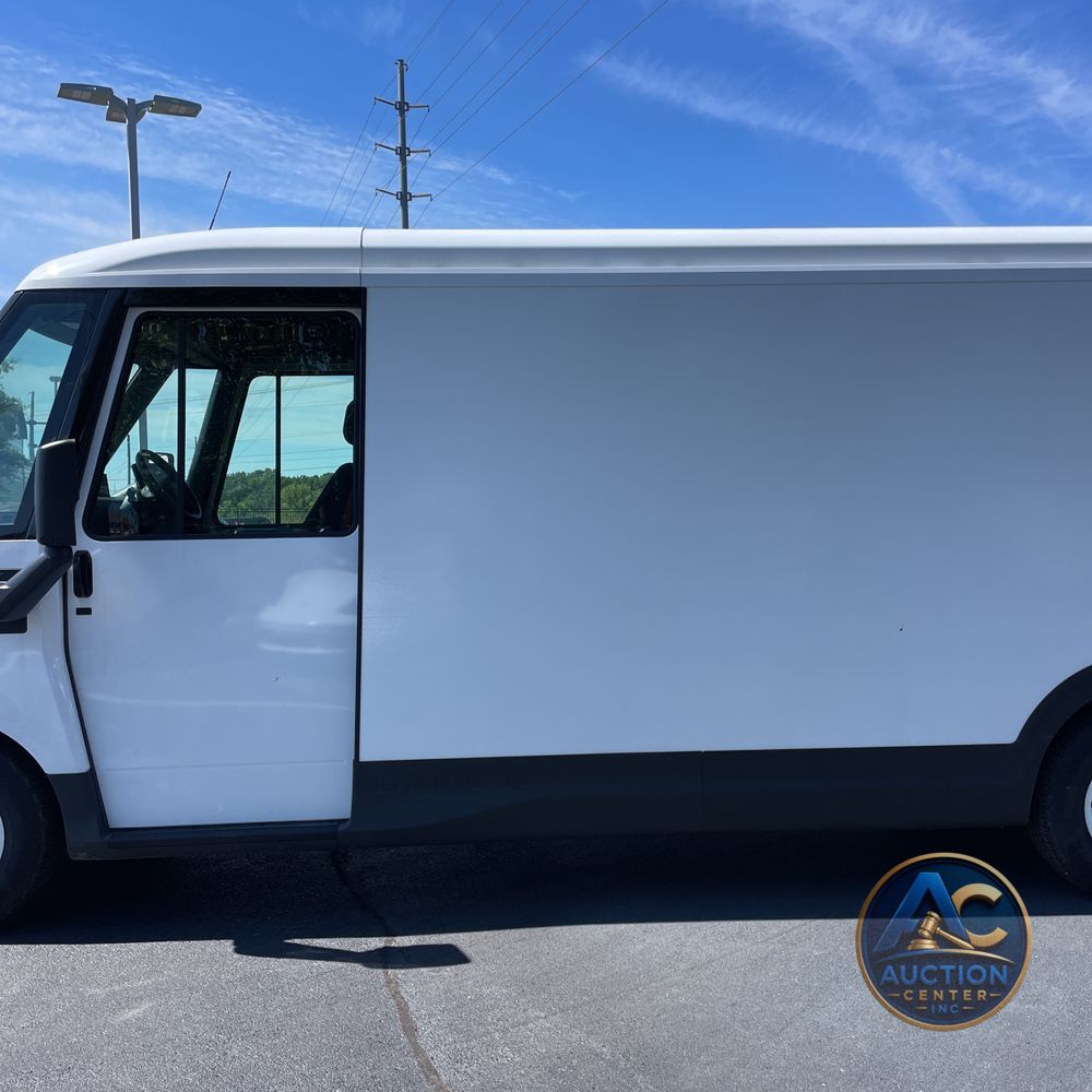 2025 Chevrolet BrightDrop EV Van 600 Std Roof