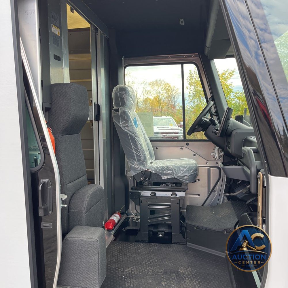2024 BrightDrop Zevo 600 Std Roof