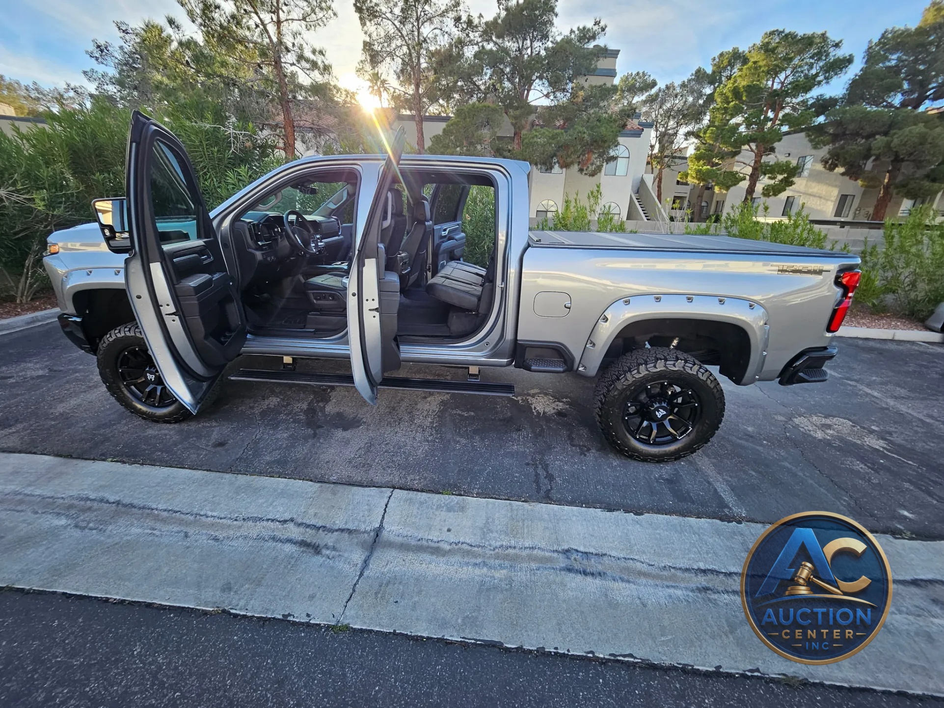 2025 Chevrolet Silverado 2500HD LTZ Crew Cab