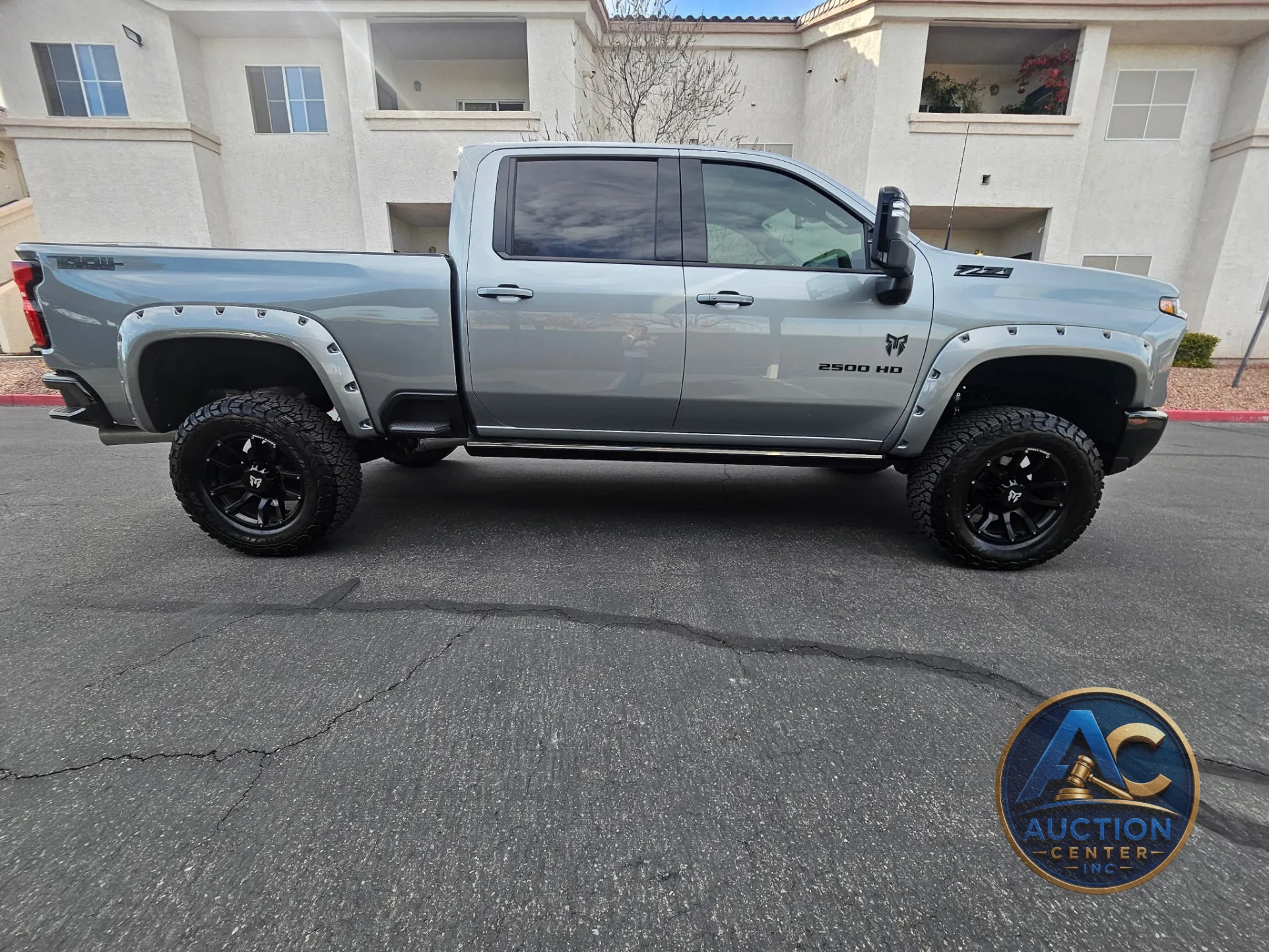 2025 Chevrolet Silverado 2500HD LTZ Crew Cab