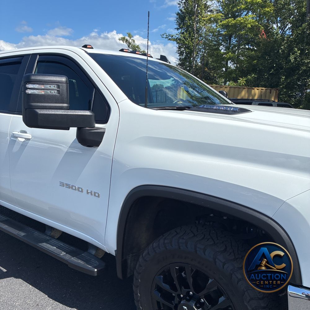2025 Chevrolet Silverado 3500HD C/C