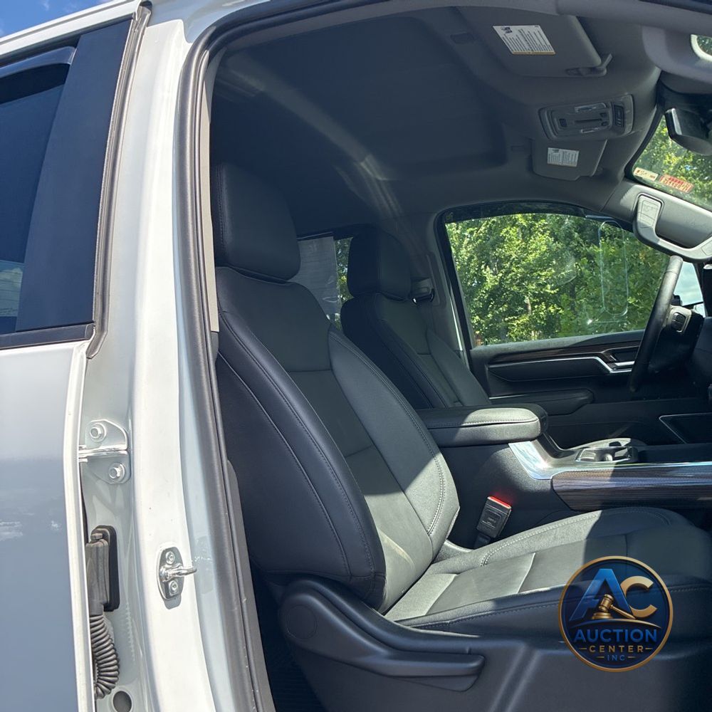 2025 Chevrolet Silverado 3500HD C/C