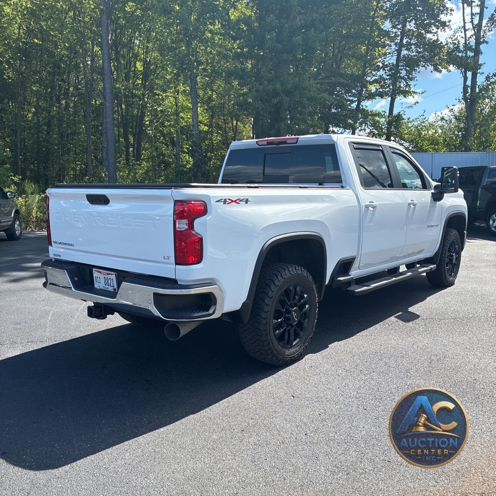 2025 Chevrolet Silverado 3500HD C/C