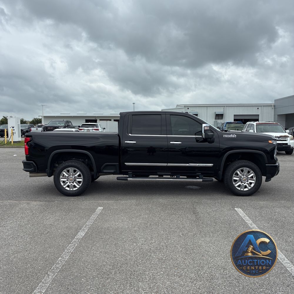 2025 Chevrolet Silverado 3500HD High Country