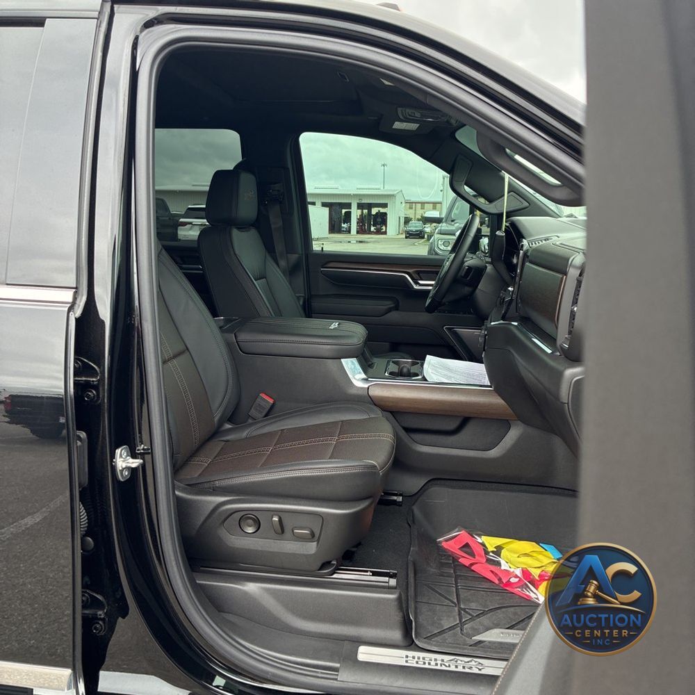 2025 Chevrolet Silverado 3500HD High Country