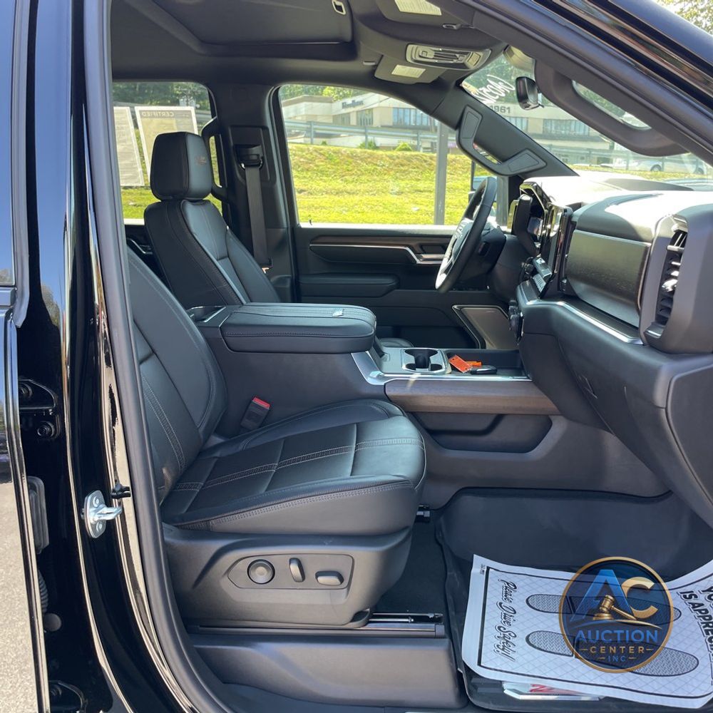 2025 Chevrolet Silverado 3500HD High Country