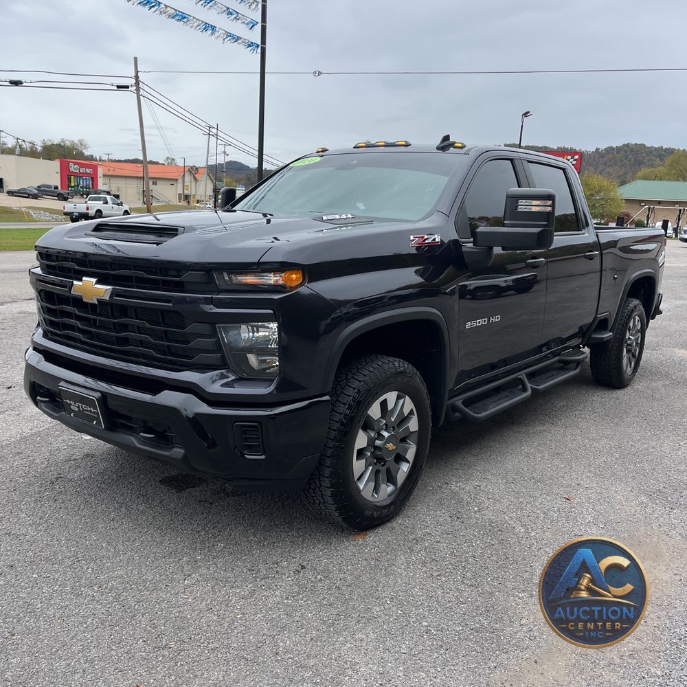 2024 Chevrolet Silverado 2500HD Custom