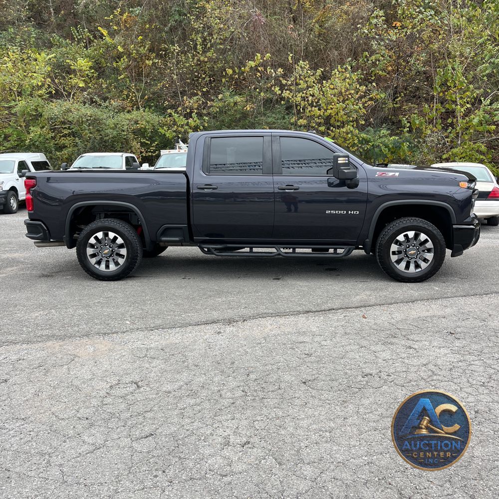 2024 Chevrolet Silverado 2500HD Custom