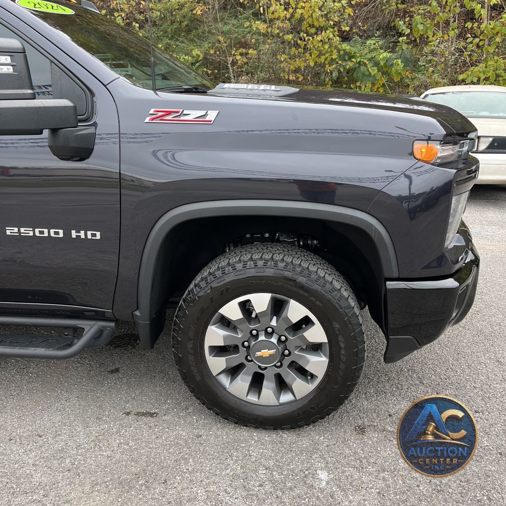 2024 Chevrolet Silverado 2500HD Custom
