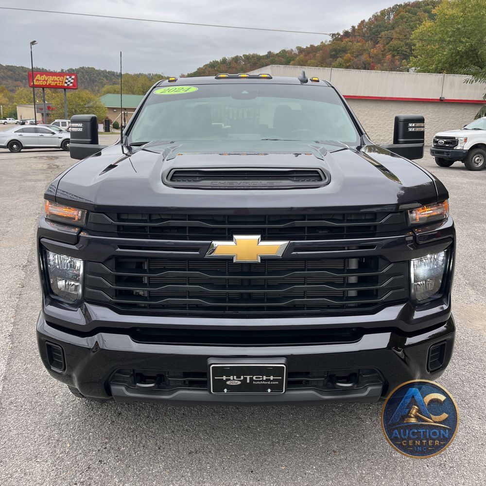 2024 Chevrolet Silverado 2500HD Custom