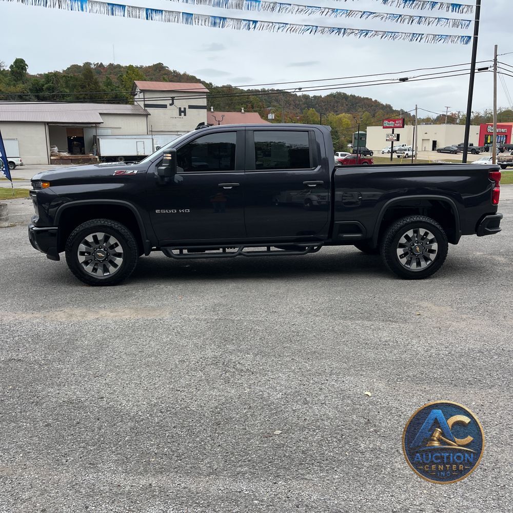 2024 Chevrolet Silverado 2500HD Custom