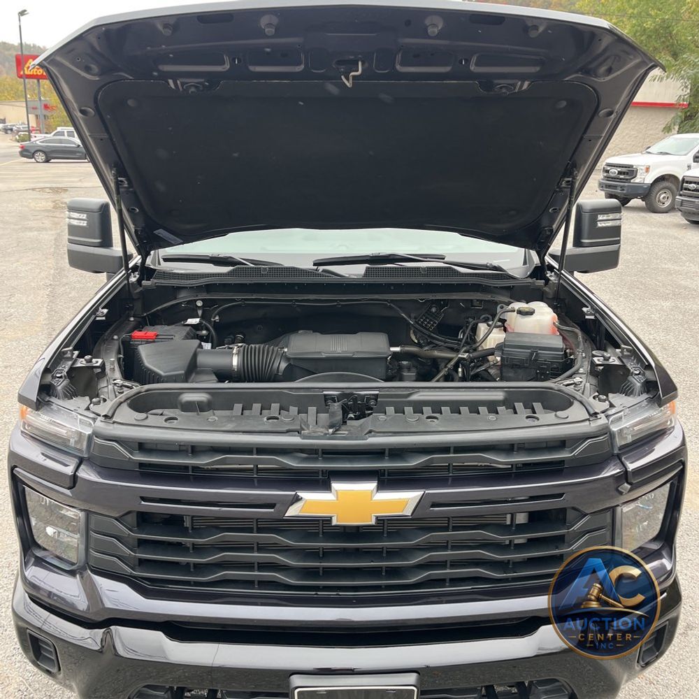 2024 Chevrolet Silverado 2500HD Custom