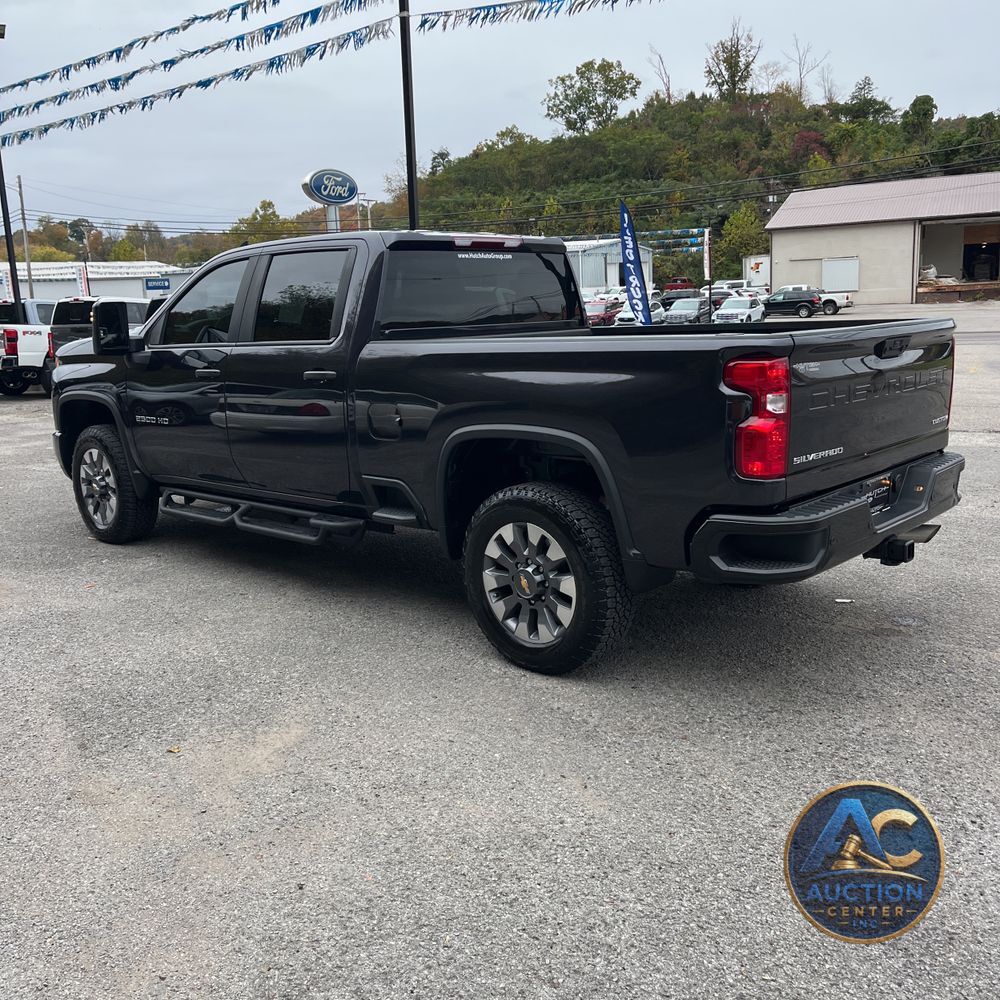 2024 Chevrolet Silverado 2500HD Custom