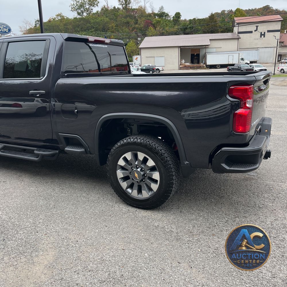 2024 Chevrolet Silverado 2500HD Custom