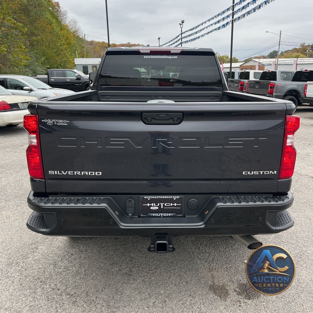 2024 Chevrolet Silverado 2500HD Custom