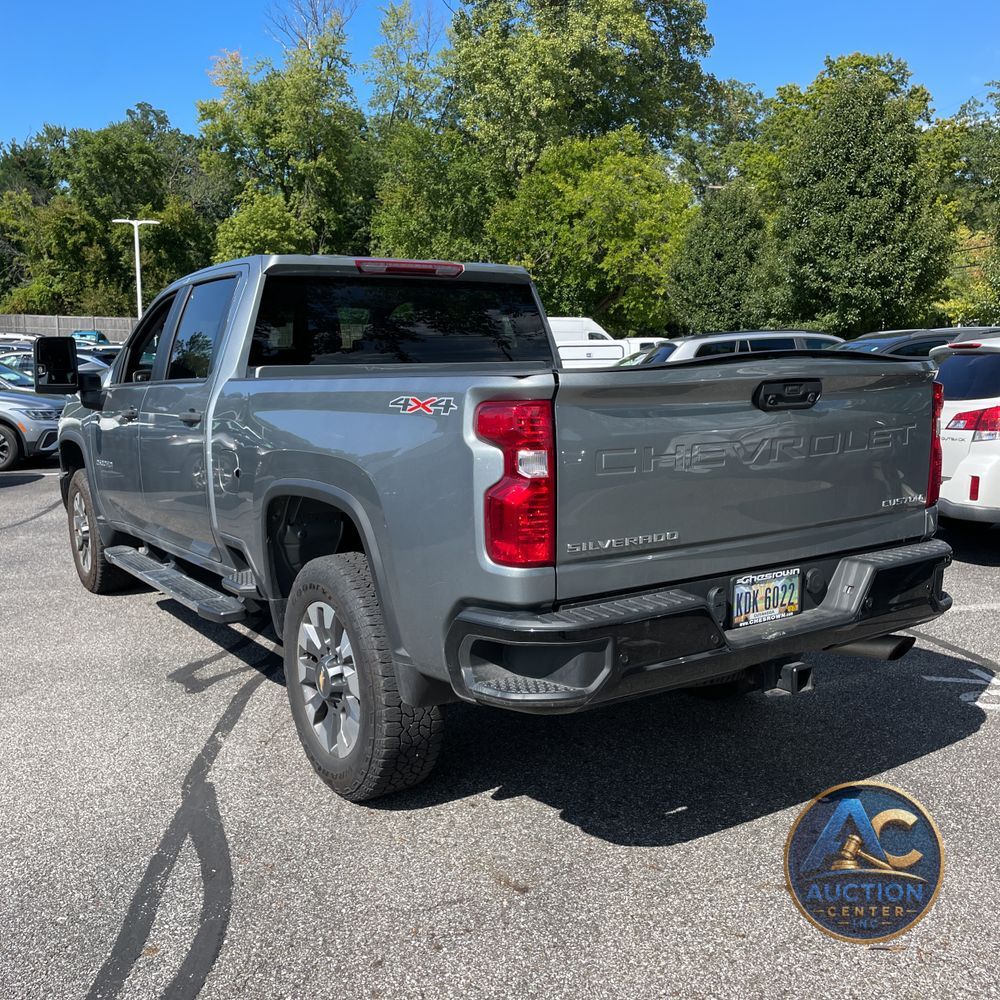 2024 Chevrolet Silverado 2500HD Custom