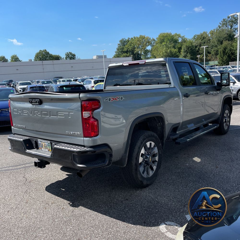2024 Chevrolet Silverado 2500HD Custom