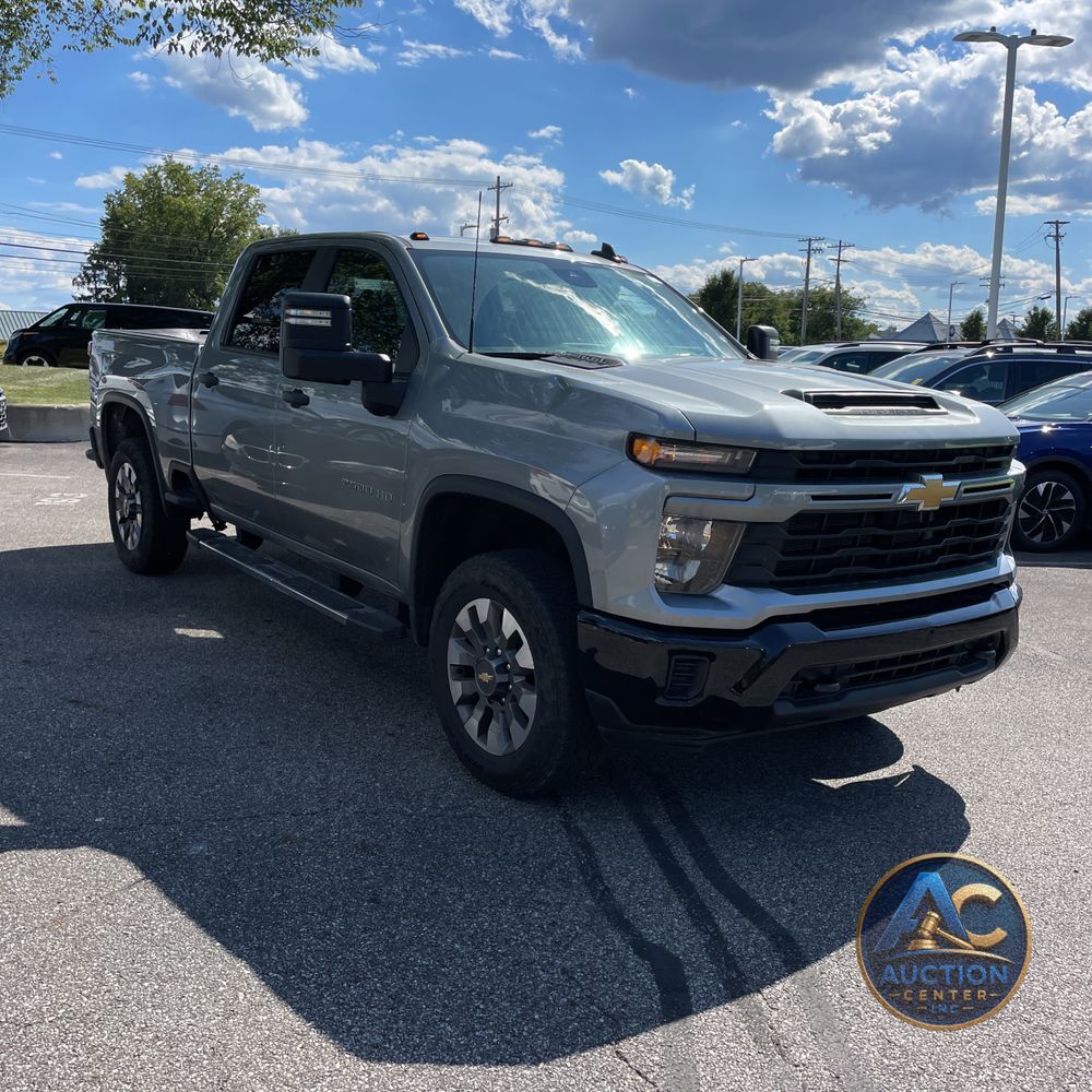 2024 Chevrolet Silverado 2500HD Custom