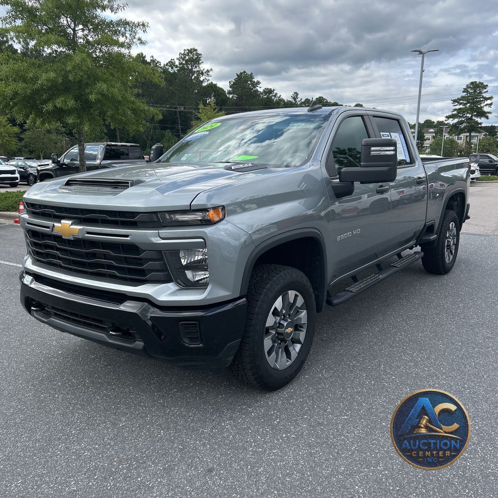 2024 Chevrolet Silverado 2500HD Custom