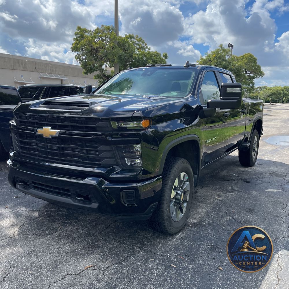2024 Chevrolet Silverado 2500HD Custom