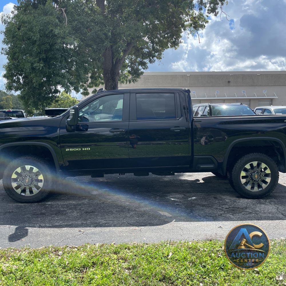 2024 Chevrolet Silverado 2500HD Custom