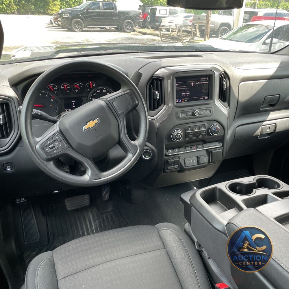 2024 Chevrolet Silverado 2500HD Custom