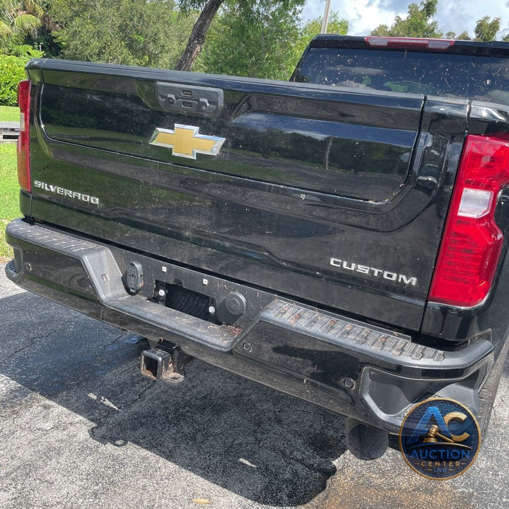 2024 Chevrolet Silverado 2500HD Custom