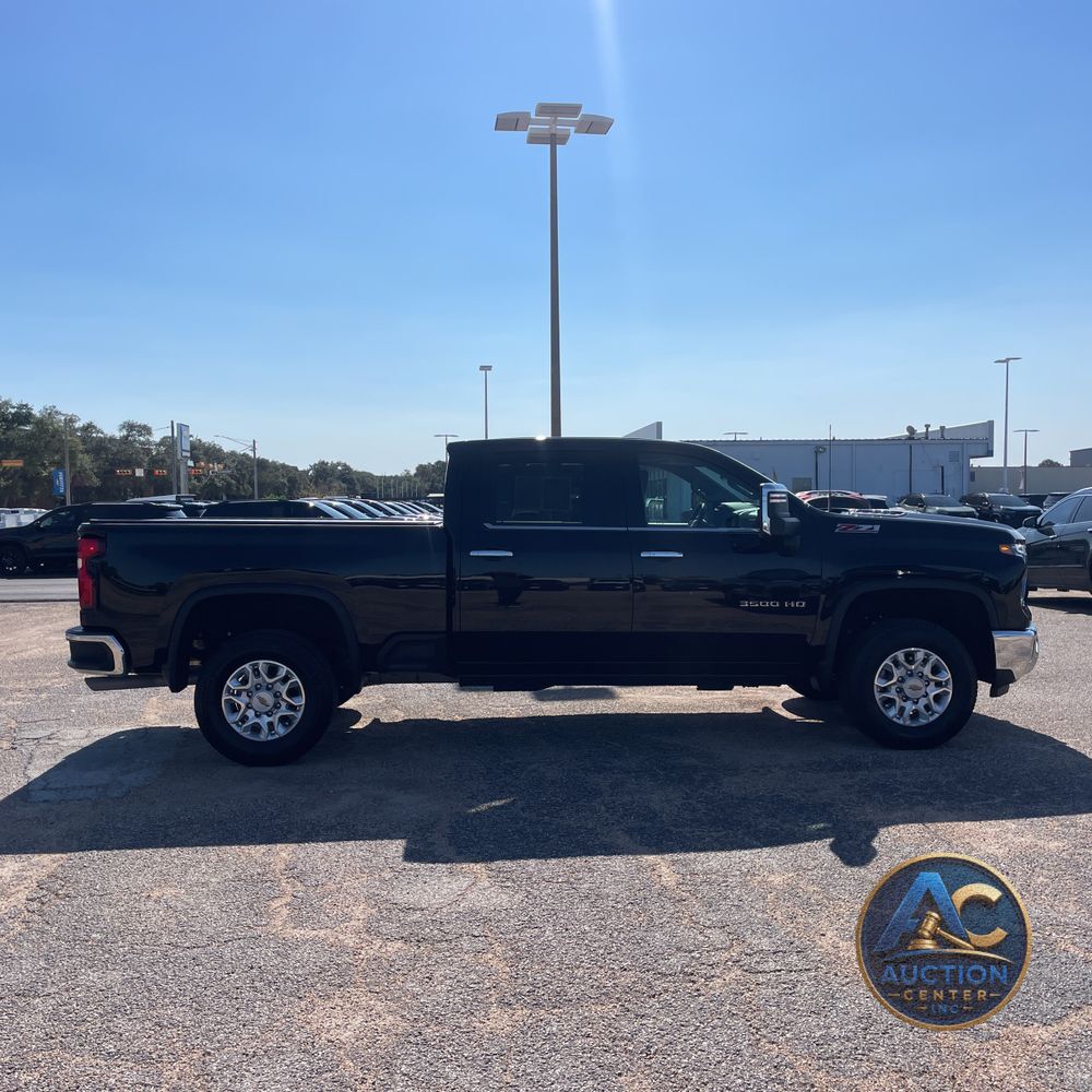 2024 Chevrolet Silverado 3500HD LTZ