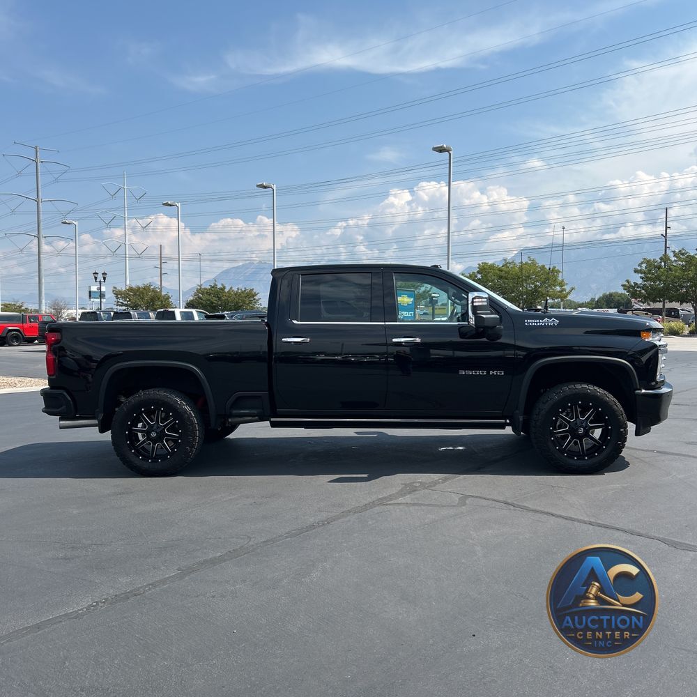 2022 Chevrolet Silverado 3500HD High Country