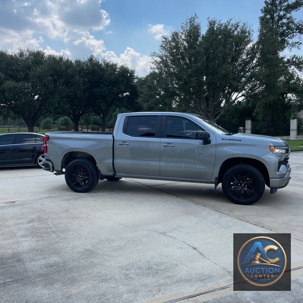 2024 Chevrolet Silverado 1500 RST