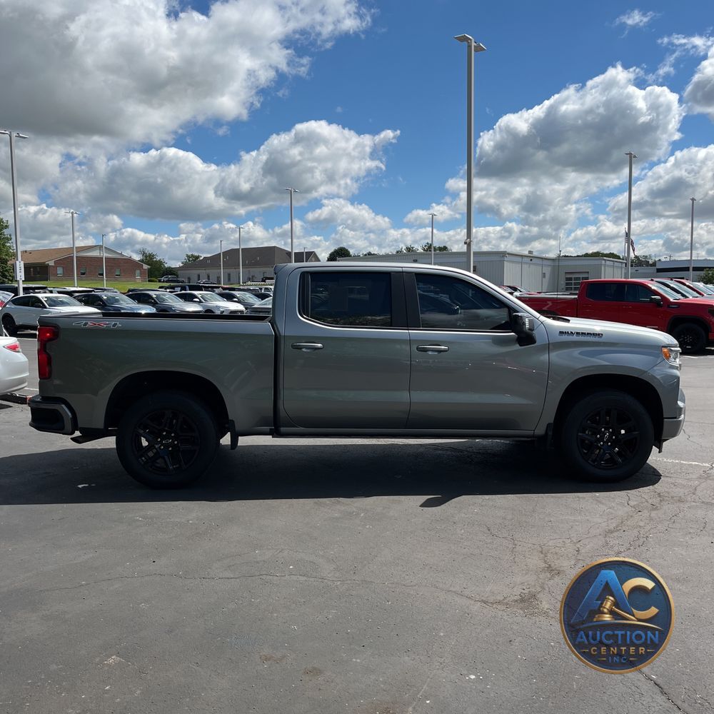 2024 Chevrolet Silverado 1500 RST