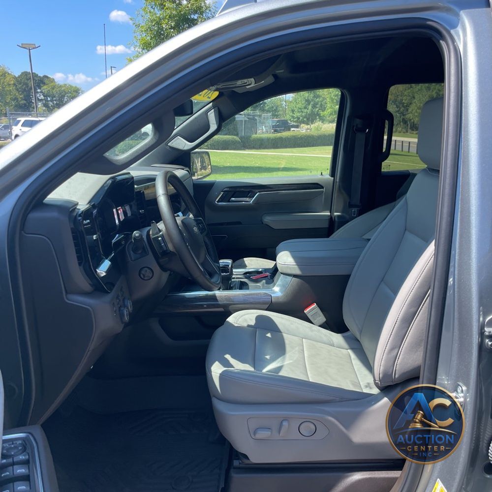 2024 Chevrolet Silverado 1500 LTZ