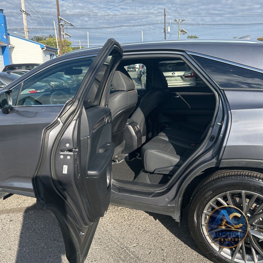 2022 Lexus RX 450h F SPORT Handling