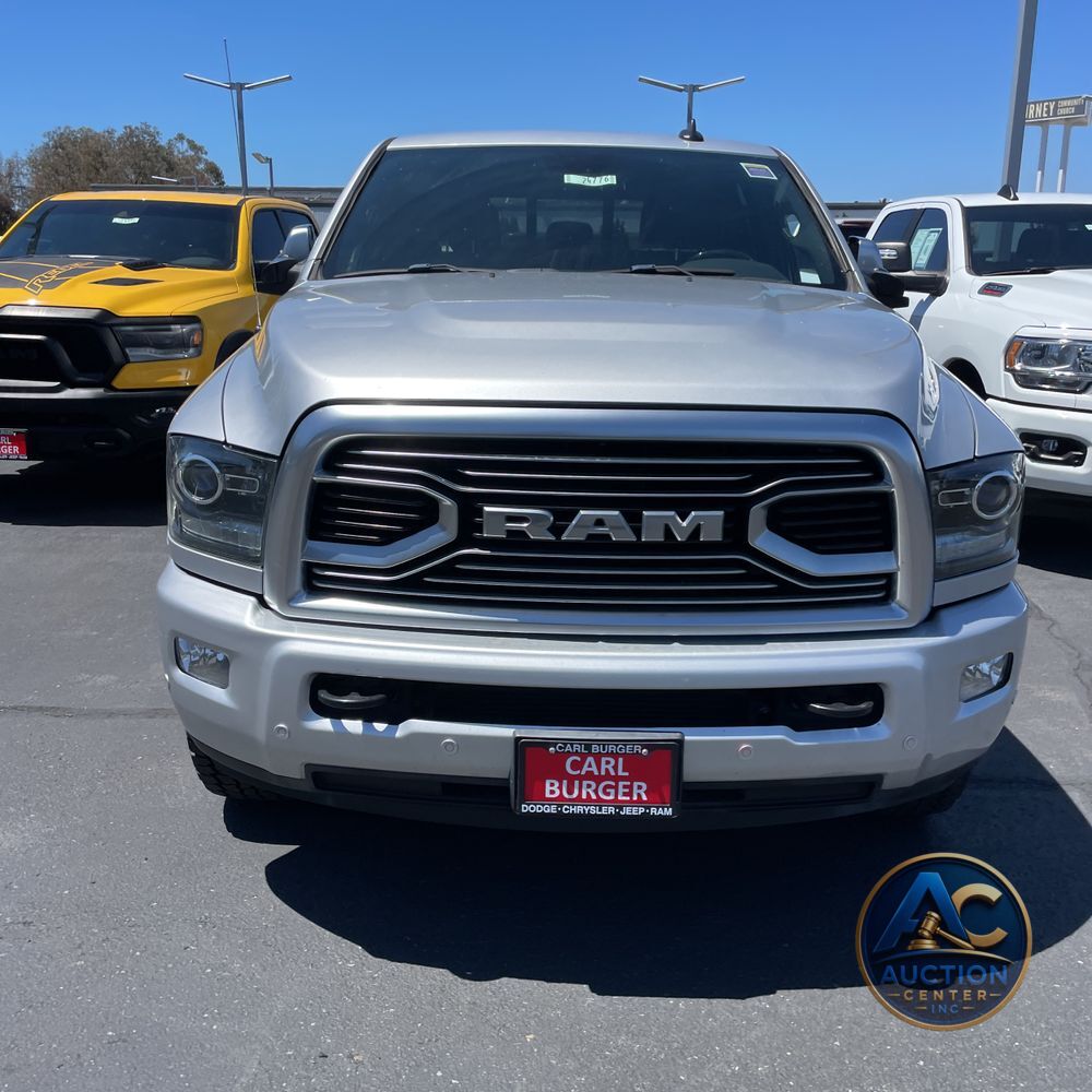 2018 Ram 3500 Limited Mega Cab 4x2 6'4" Box