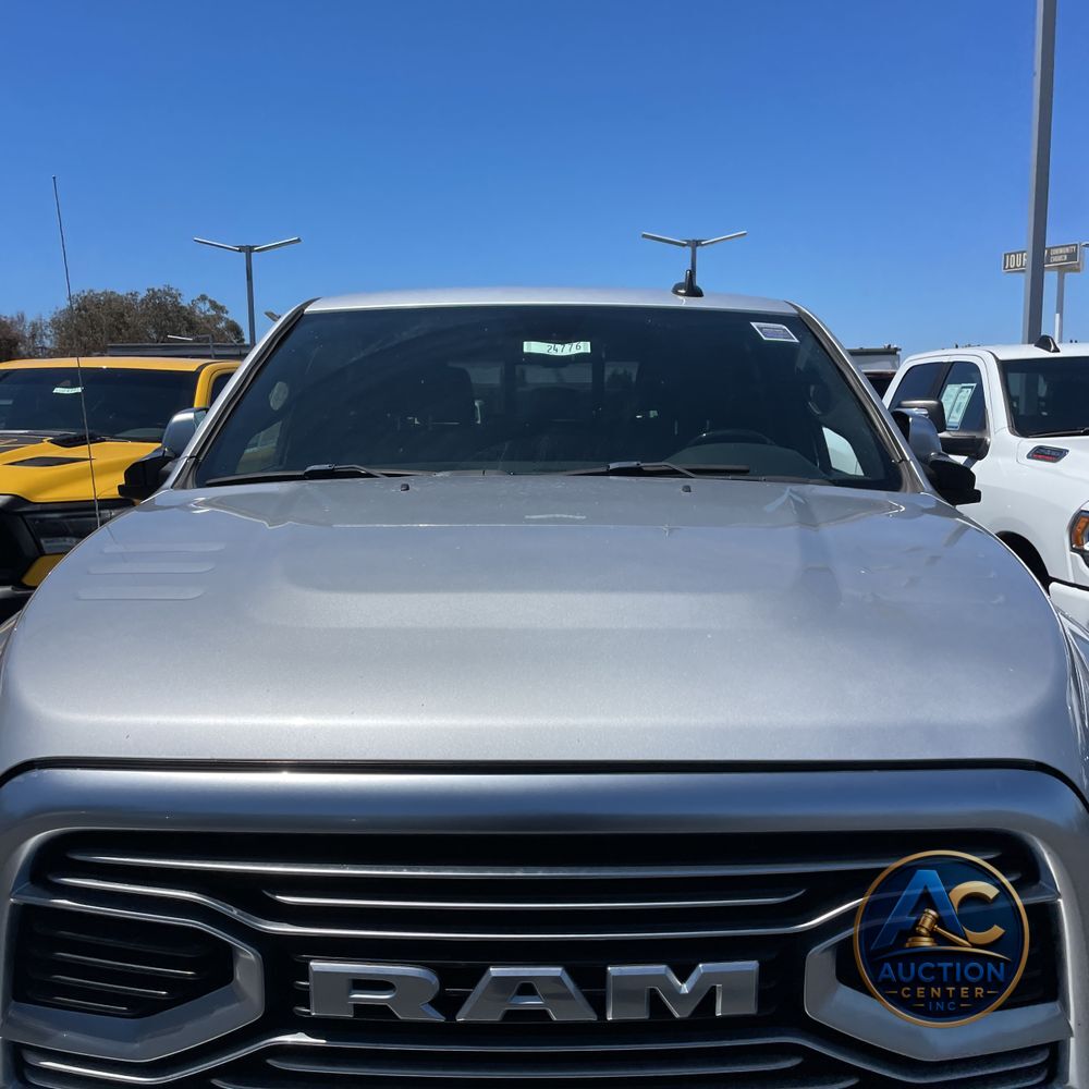 2018 Ram 3500 Limited Mega Cab 4x2 6'4" Box